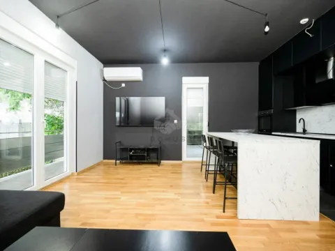 Izdavanje, jednosoban stan, 50m², Momišići, Podgorica - image 32