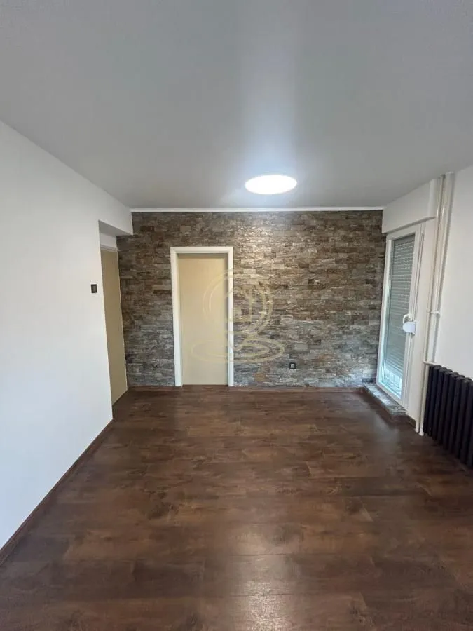 Prodaja, trosoban stan, 70m², Medijana, Niš