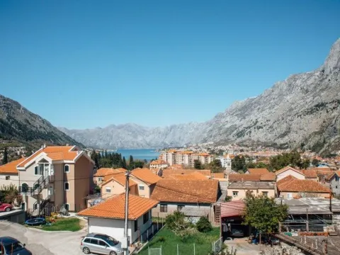 Sale, house, 300m², Kotor, Crna Gora - image 10