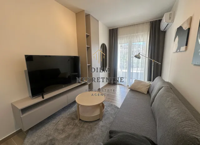 Prodaja, garsonjera, 25m², Pod Kuk, Tivat