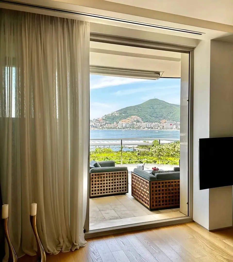 Prodaja, dvosoban stan, 159m², Dukley Gardens, Budva