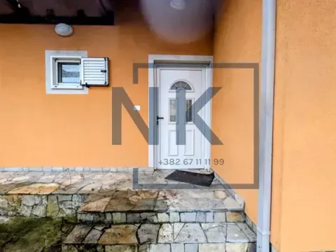 Rent, house, 170m², Tološi, Podgorica - image 8