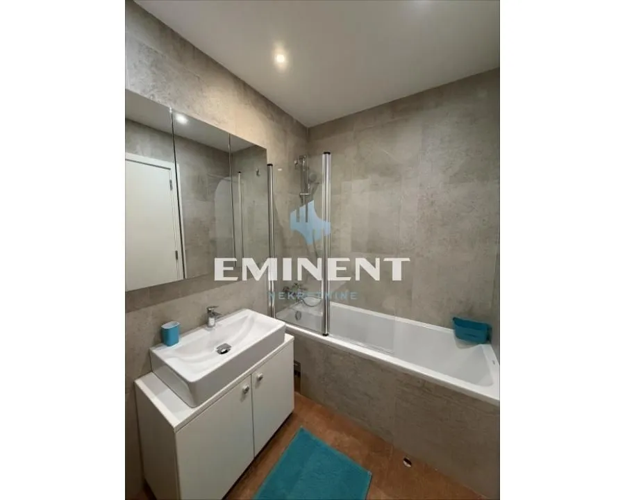 Rent, four bedroom apartment, 117m², Novi Beograd Blok 65, Novi Beograd Sve Podlokacije