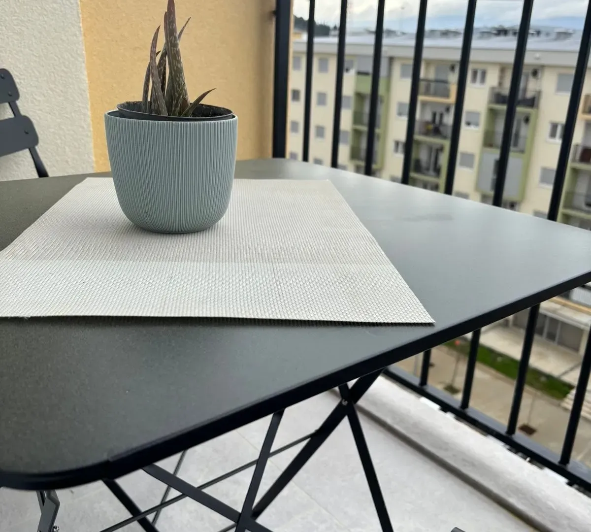 Rent, one bedroom apartment, 42m², Pobrežje, Podgorica