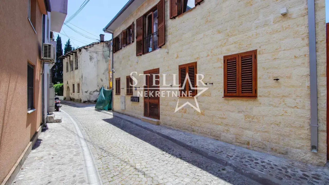 Rent, office space, 878m², Stara Varoš, Podgorica