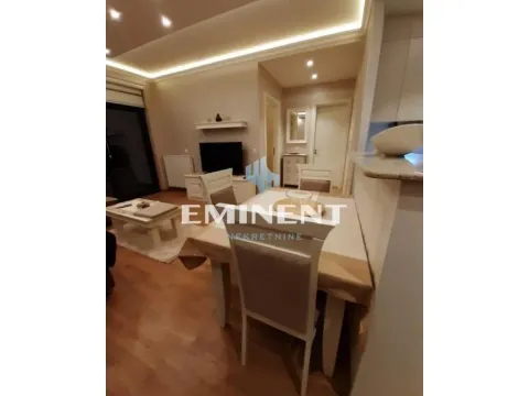 Rent, two bedroom apartment, 55m², Savski Venac, Beograd - image 6