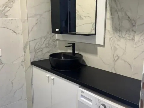 Izdavanje, garsonjera, 26m², Tivat, Crna Gora - image 14