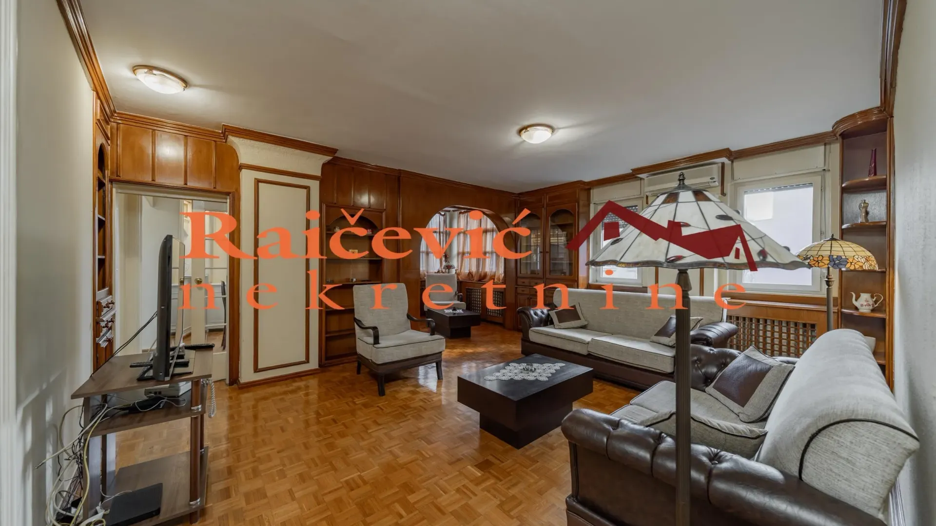 Rent, four bedroom apartment, 104m², Kalenić Pijaca, Vračar Sve Podlokacije