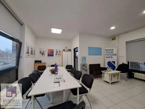Sale, office space, 34m², Obrenovac, Beograd