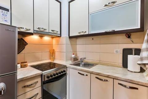 Rent, one bedroom apartment, 53m², Centar, Bar - image 5