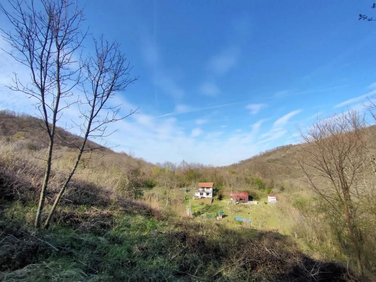 Prodaja, plac, 1300m², Beočin, Srbija