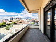 Prodaja, dvosoban stan, 75m², Pejton, Podgorica - image 7