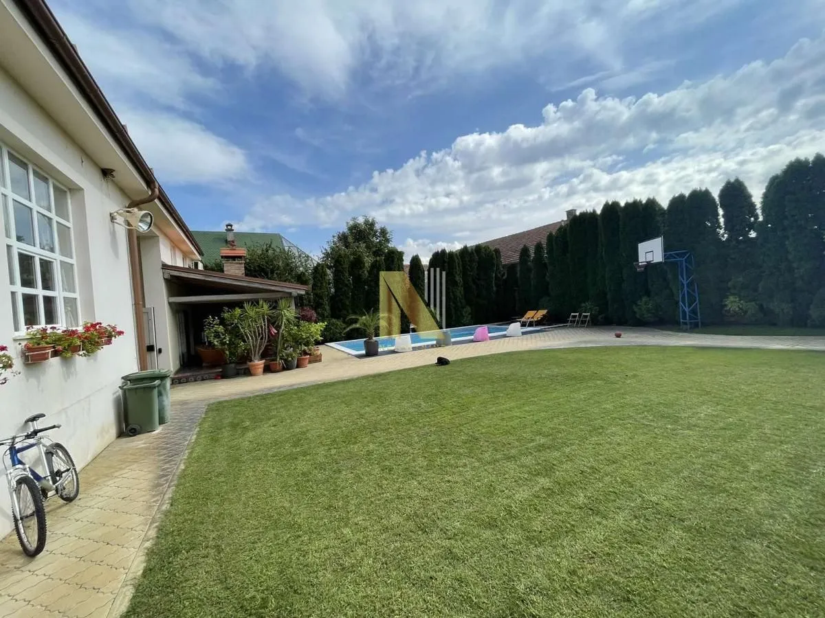 Rent, house, 340m², Futog, Novi Sad Sve Podlokacije