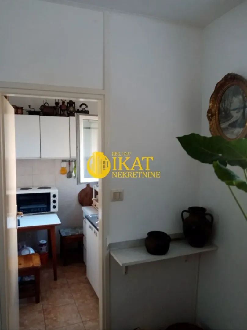 Prodaja, jednosoban stan, 46m², Zemun Sve Podlokacije, Beograd