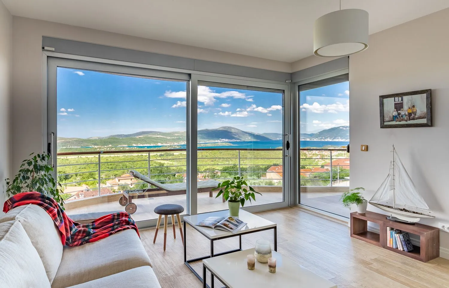 Prodaja, dvosoban stan, 119m², Kavač, Kotor