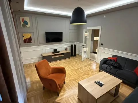 Stan in Tološi