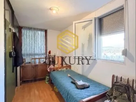 Sale, two bedroom apartment, 77m², Blok 5, Podgorica - image 13