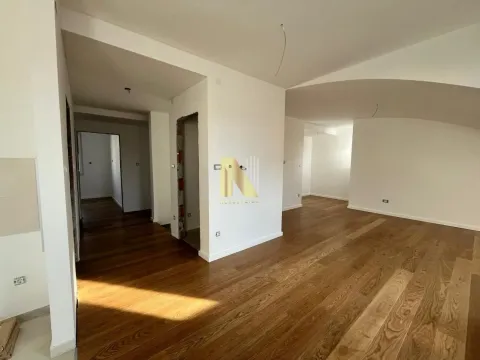 Prodaja, četvorosoban stan, 104m², Bulevar Oslobodjenja, Novi Sad Sve Podlokacije - image 10