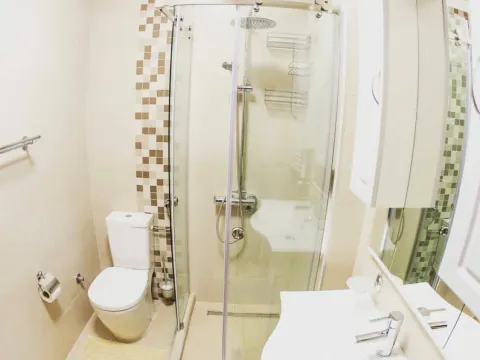 Rent, hospitality venue, 700m², Bečići, Budva - image 7