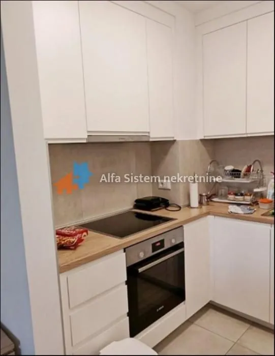 Izdavanje, dvosoban stan, 52m², Lekino Brdo, Voždovac Sve Podlokacije