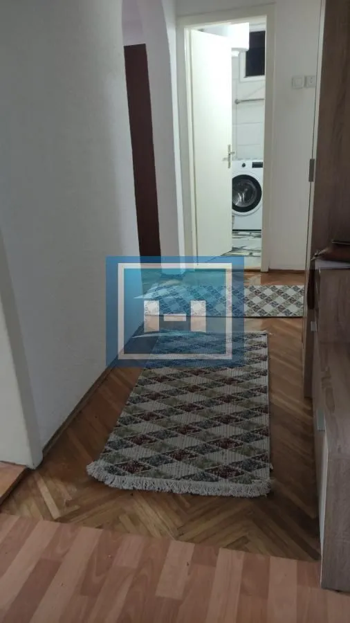 Izdavanje, dvosoban stan, 55m², Centar, Jagodina