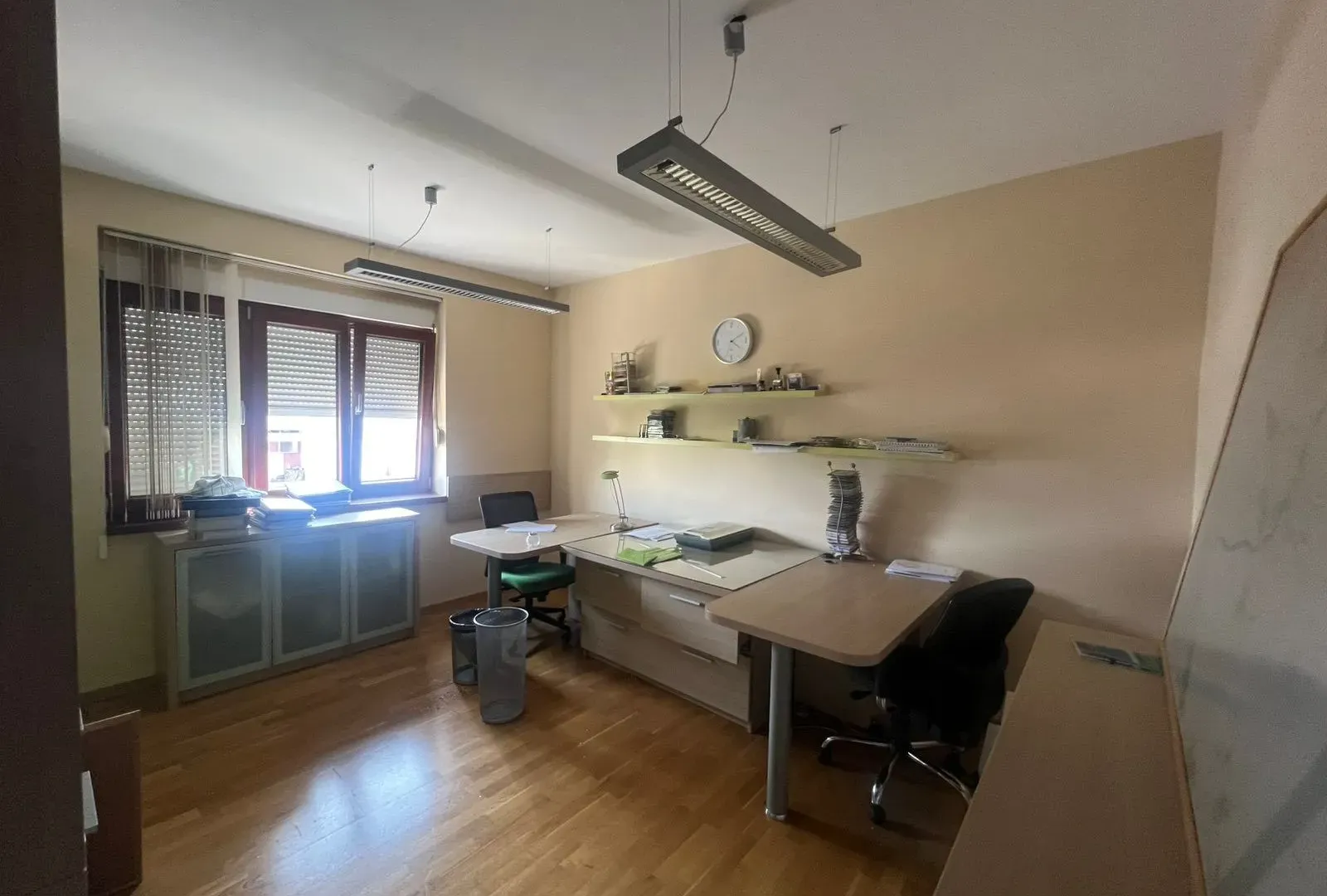 Rent, office space, 42m², Preko Morače, Podgorica