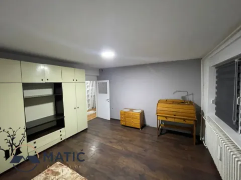 Izdavanje, dvosoban stan, 54m², Sajmište, Novi Sad - image 6