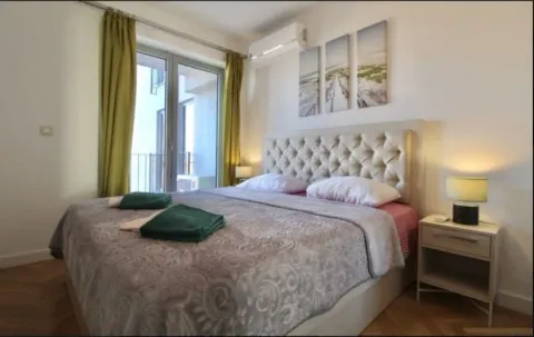 Sale, two bedroom apartment, 78m², Dobrota, Kotor - image 6