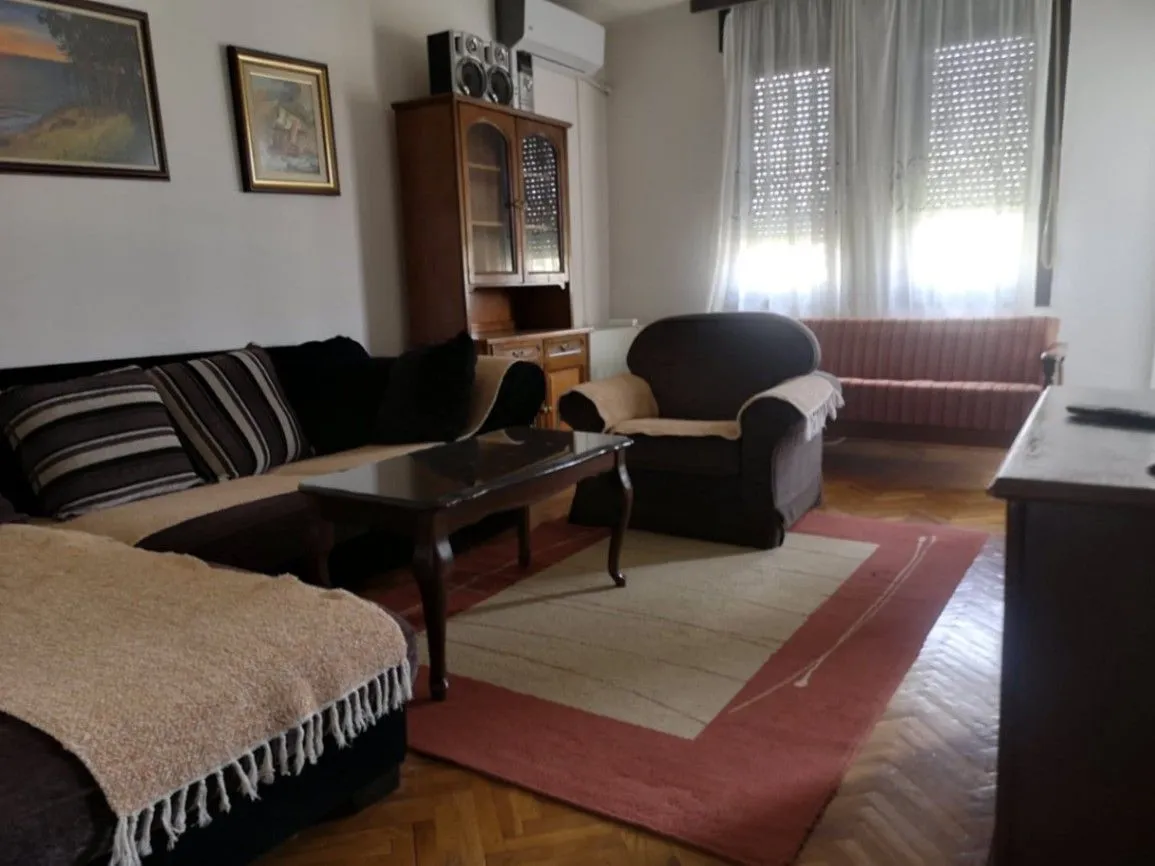 Rent, one bedroom apartment, 54m², Blok 9, Podgorica