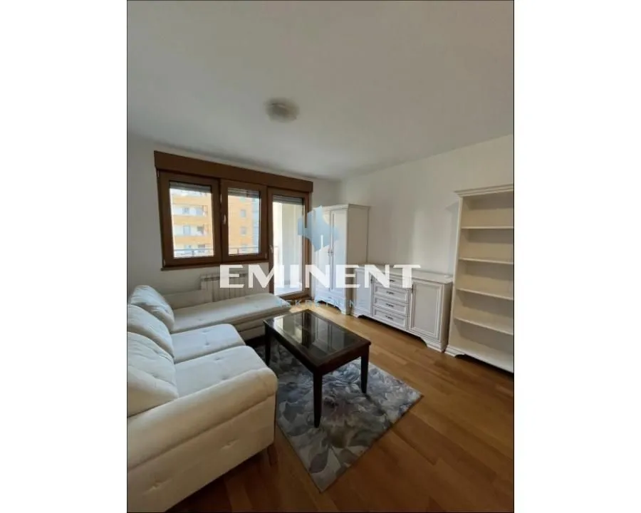 Izdavanje, dvosoban stan, 52m², Novi Beograd Blok 67, Novi Beograd Sve Podlokacije