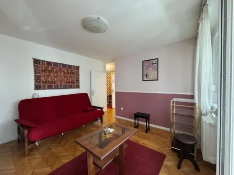 Izdavanje, trosoban stan, 80m², Kalenić Pijaca, Vračar Sve Podlokacije - image 7