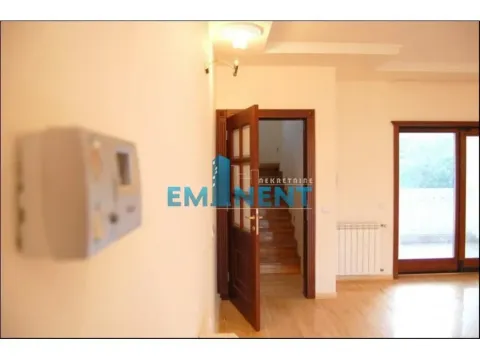 Izdavanje, stan, 300m², Savski Venac, Beograd - image 5