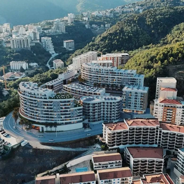 Prodaja, garsonjera, 42m², Bečići, Budva