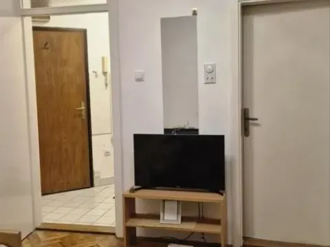 Izdavanje, garsonjera, 20m², Liman 3, Novi Sad Sve Podlokacije - image 4