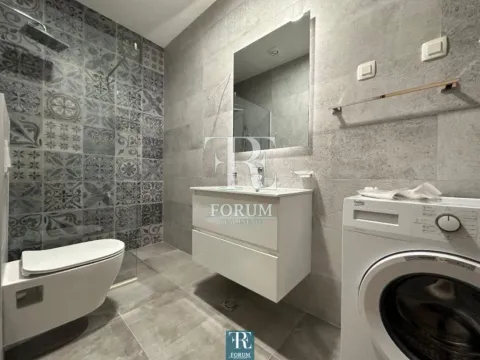 Izdavanje, dvosoban stan, 70m², Master Kvart, Podgorica - image 10