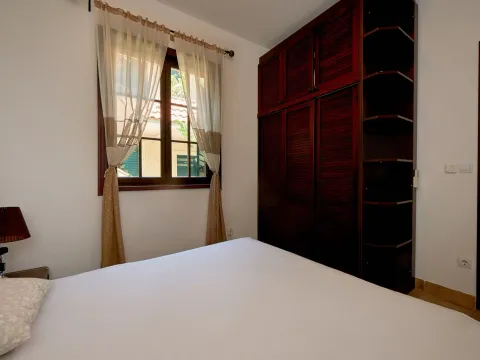 Sale, house, 235m², Kostanjica, Kotor - image 7