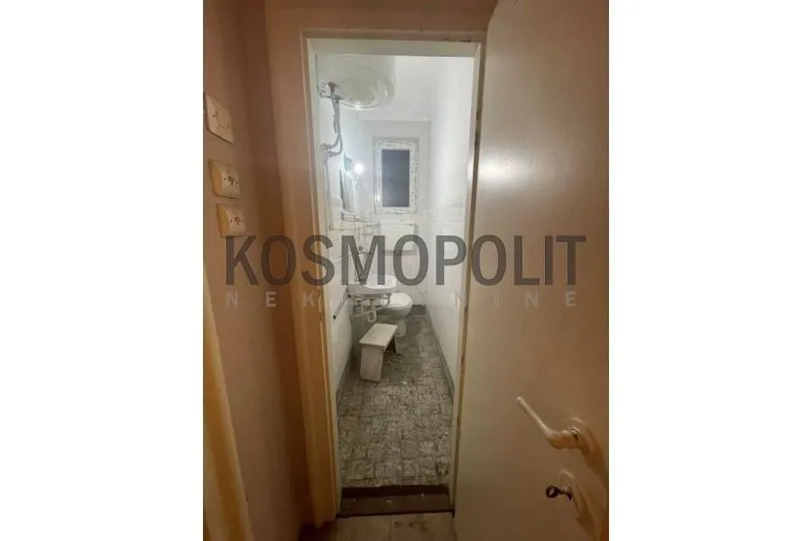 Prodaja, četvorosoban stan, 97m², Stari Grad, Beograd