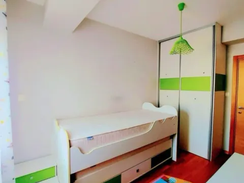 Izdavanje, dvosoban stan, 70m², Ljubović, Podgorica - image 9