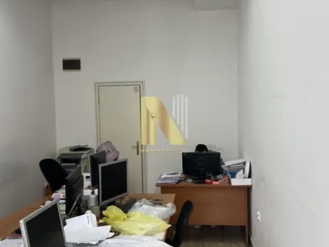 Sale, office space, 20m², Rotkvarija, Novi Sad Sve Podlokacije - image 2