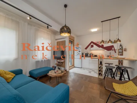 Rent, two bedroom apartment, 40m², Šumice, Beograd - image 2