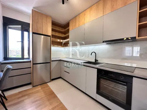 Rent, one bedroom apartment, 50m², City Kvart, Podgorica - image 7