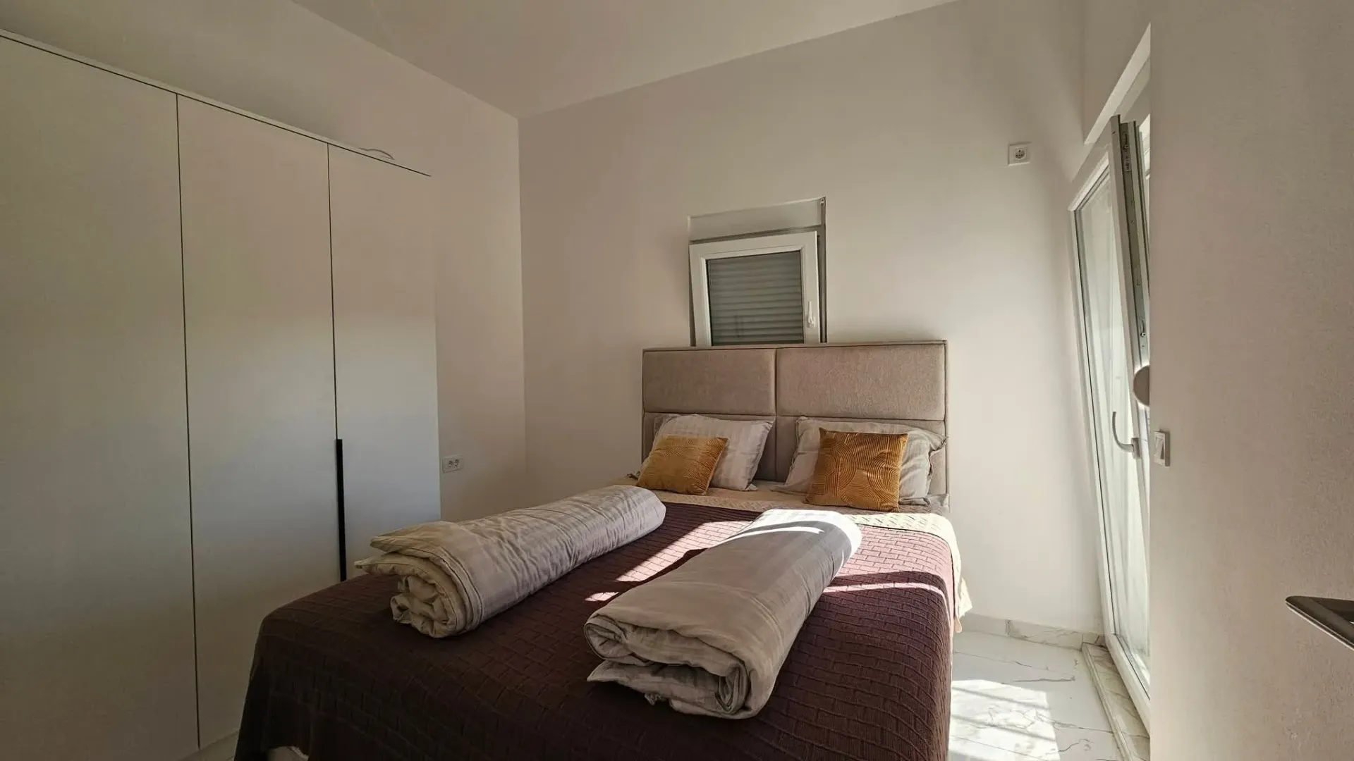 Rent, house, 200m², Dobre Vode, Bar