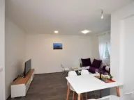 Izdavanje, jednosoban stan, 45m², Dumidran, Tivat - image 3