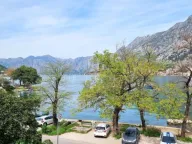 Sale, four bedroom apartment, 115m², Škaljari, Kotor - image 2
