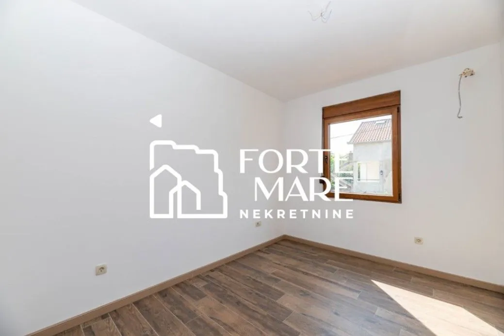 Prodaja, jednosoban stan, 43m², Kumbor, Herceg Novi