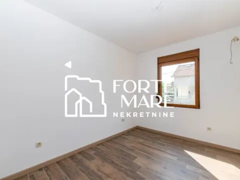 Prodaja, jednosoban stan, 43m², Kumbor, Herceg Novi - image 3