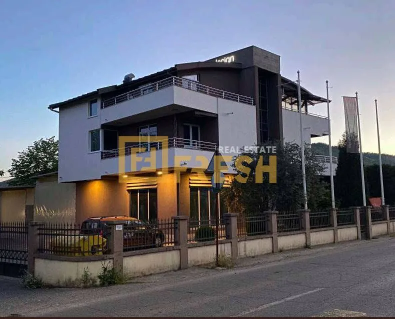 Izdavanje, kuća, 525m², Tološi, Podgorica