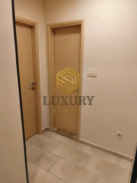 Rent, office space, 47m², Stari Aerodrom, Podgorica - image 4