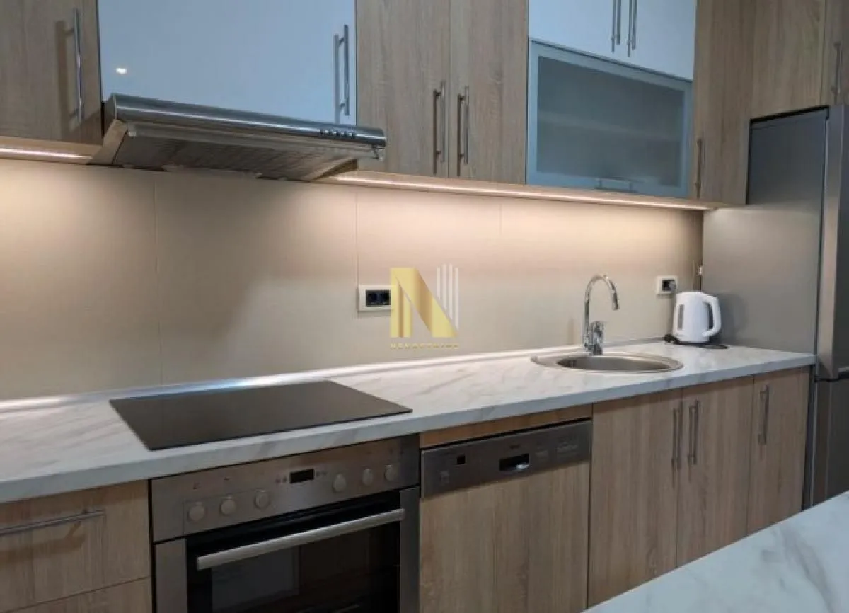 Izdavanje, dvosoban stan, 49m², Adamovićevo Naselje, Novi Sad Sve Podlokacije