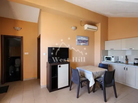 Prodaja, kuća, 250m², Bijela, Herceg Novi - image 24
